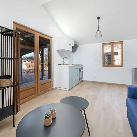 Maison Avec Dependance Pour 11 A 800m De La بيت للعطل