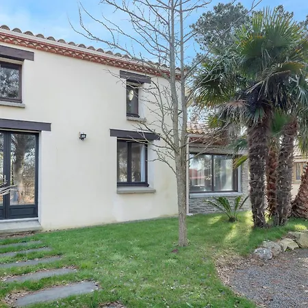 بيت للعطل Maison Avec Dependance Pour 11 A 800m De La *