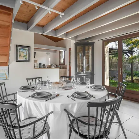 Maison Avec Dependance Pour 11 A 800m De La La Plaine-sur-Mer